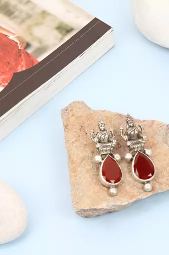 Silver onyx earrings