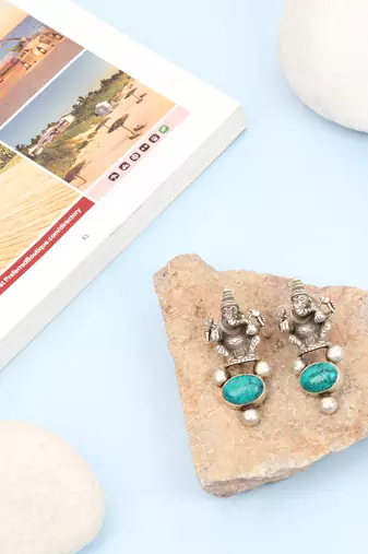 Silver turquoise earrings