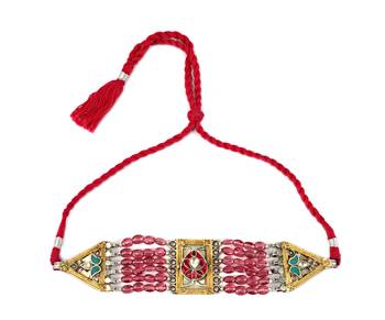Gold necklaces 3