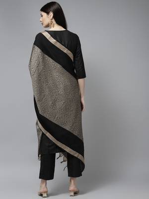 Black embroidered cotton ethnic-kurtis 3