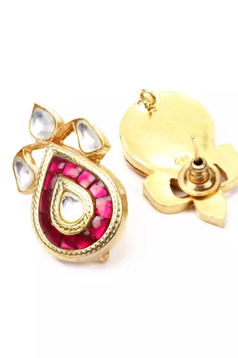 Gold earrings