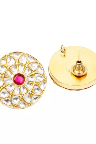 Gold earrings