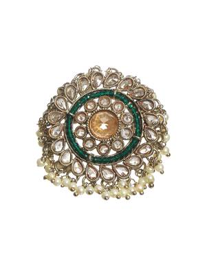 Green kundan rings 2
