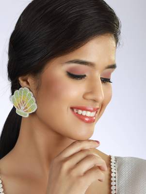 Brown earrings 1