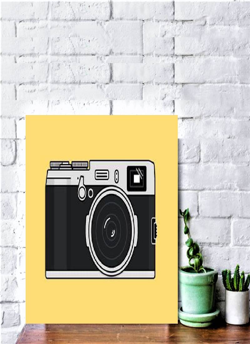 "Camera" Textured Wall Art Panel in pinewood(9.5x9.5)