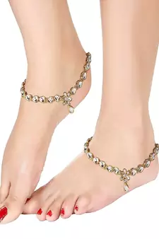White Kundan Strand Anklet For Women