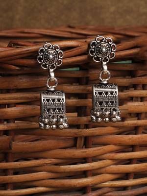 Silver earrings 1