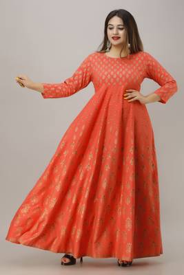 Women Paisley Anarkali Kurta in Pink 1