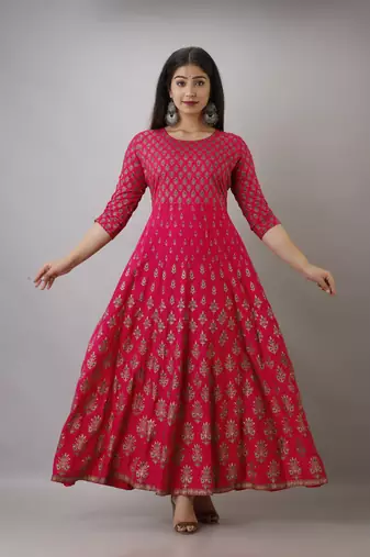 Women Paisley Anarkali Kurta in Pink