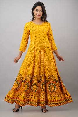 ftDiva Women Paisley Anarkali Kurta in Yellow 1
