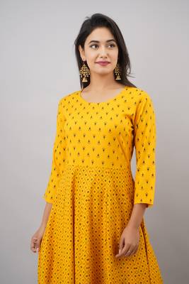 ftDiva Women Paisley Anarkali Kurta in Yellow 5