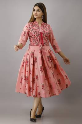 Women Floral Flared Jacketed Kurti in Pink 5