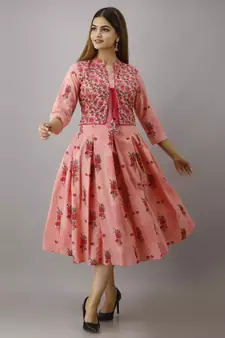 Women Floral Flared Jacketed Kurti in Pink