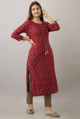 Women Ethnic Motifs Straight Kurti in Maroon 5