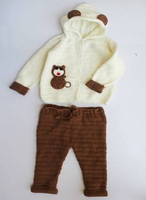 Woonie Full Sleeves Animal Design Handmade Hooded Sweater With Pants   Cream 4