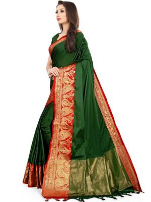 Dark Green Woven Silk Blend Saree With Blouse 3