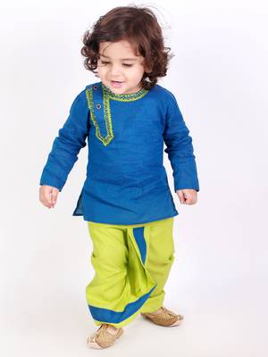 KID1 Embroidered Round Neck Kurta Dhoti 2