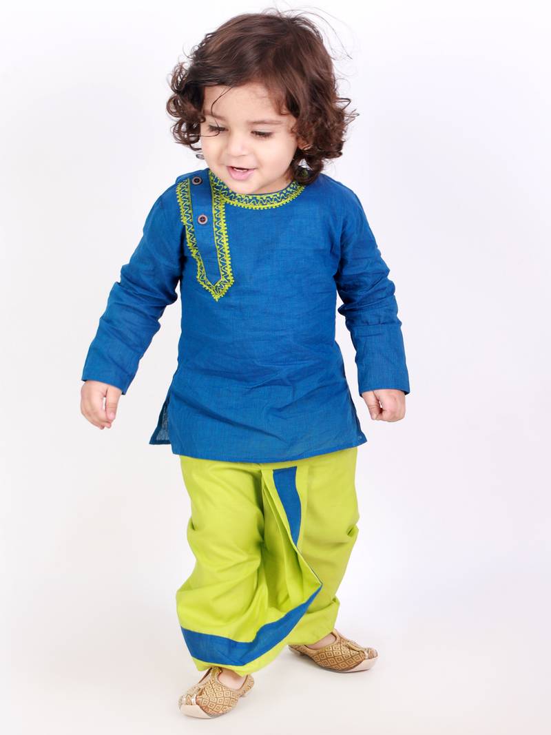 KID1 Embroidered Round Neck Kurta Dhoti