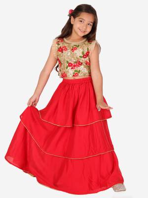 KID1 Embroidered top with lehenga 1