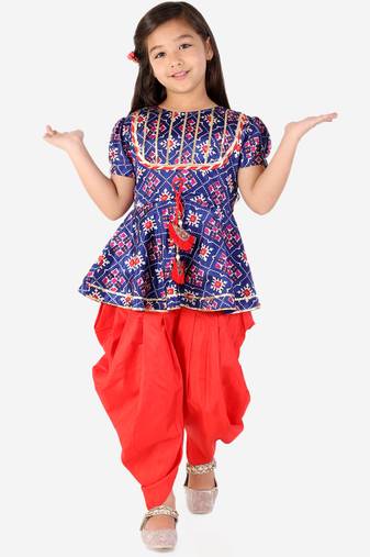 KID1 Pattola print top with dhoti