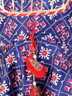 KID1 Pattola print top with dhoti 4