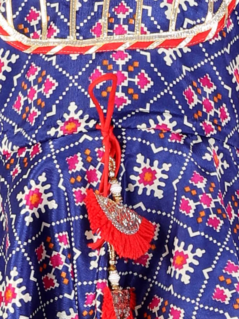 KID1 Pattola print top with dhoti