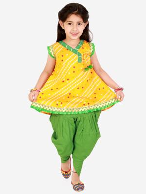 KID1 Bandhani print anghrakha kurti dhoti 1