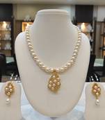 White pearl necklaces
