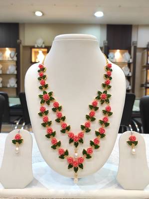 Multicolor coral necklaces 1