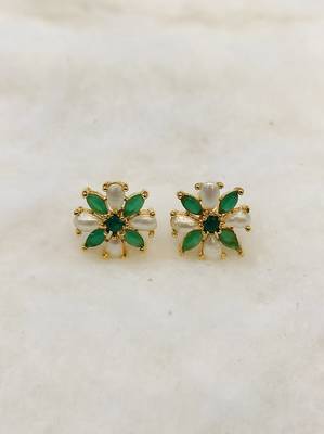 Green pearl earrings 1