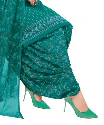 Green printed crepe salwar 4