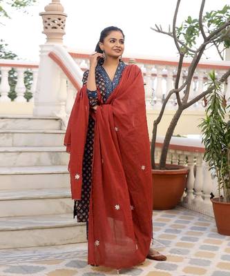 Foxy Bagru Print Straight Kurta Pant Set ( Set of 3 ) 3