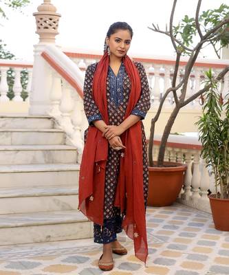 Foxy Bagru Print Straight Kurta Pant Set ( Set of 3 ) 4