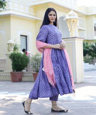 Lilac Hand Block Printed Anarkali Suit Set (Set of 3) 4