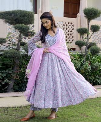 Tulip Hand Block Printed Anarkali Suit Set (Set of 3) 1