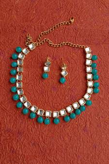 Kundan  necklaces set