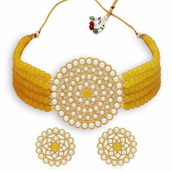 Gold Plated Pearl Diamond Yellow Kundan Choker Necklace with Round Earrings Traditional Jewellery Set 2
