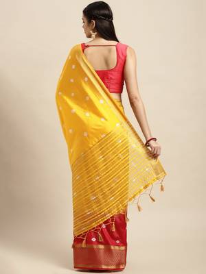 Red Vallabhi Silk Blend Saree With Blouse Piece 3