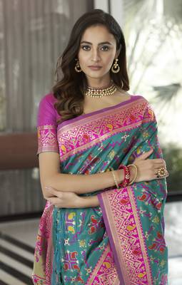 Green woven silk saree with blouse 3