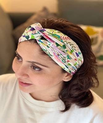 Joey & Pooh X Payal Singhal Twyla Bloom Headband 4