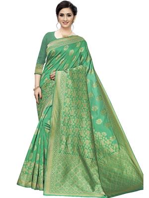 Green Woven Silk Blend Saree With Blouse 1