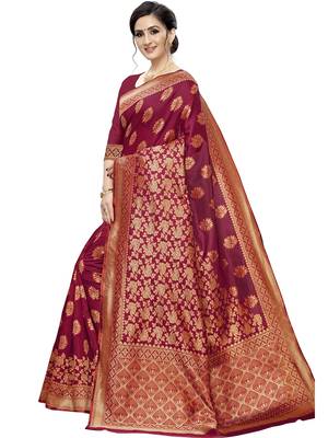 Magenta Woven Silk Blend Saree With Blouse 2