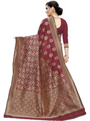 Maroon Woven Silk Blend Saree With Blouse 4