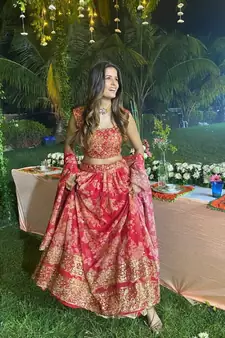 Red Zari And Sequins Embroidered Organza Semi Stitched Roses Printed Floral Lehenga
