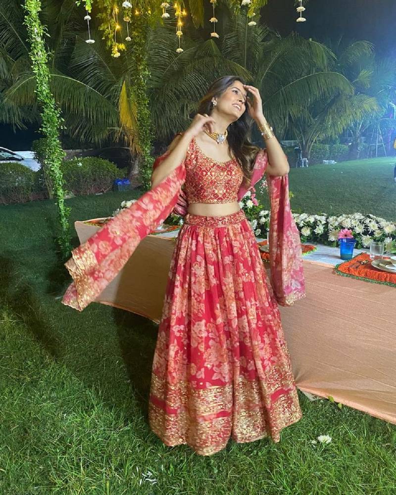 Red Zari And Sequins Embroidered Organza Semi Stitched Roses Printed Floral Lehenga