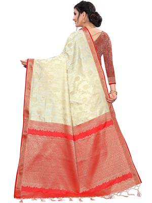 White Woven Silk Blend Saree With Blouse 4