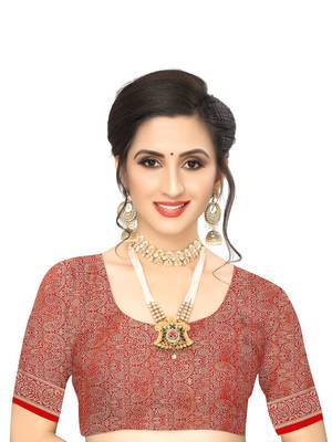 White Woven Silk Blend Saree With Blouse 5