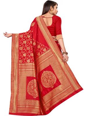 Red woven silk blend saree with blouse 4