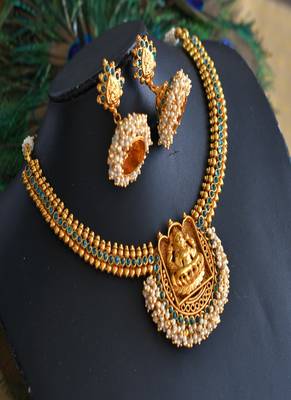 Beautiful Antique Sky Blue Pearl Cluster Lakshmi Necklace Set-dj07488 1