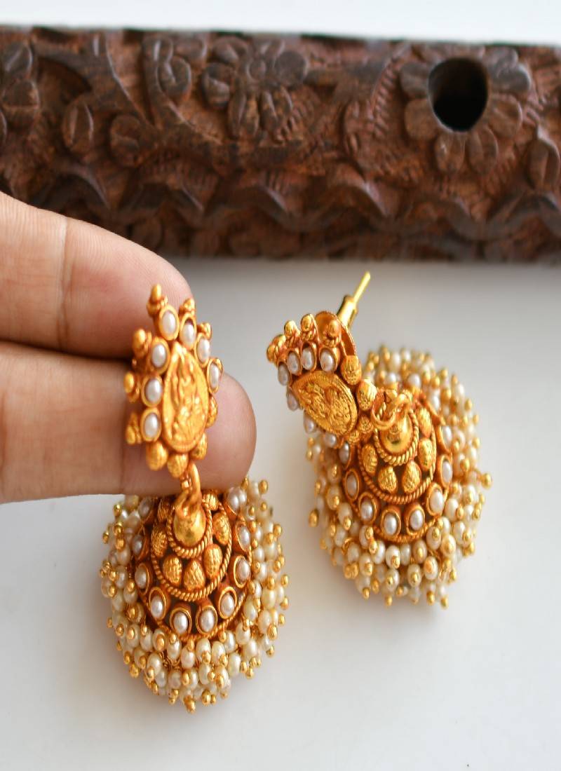 Beautiful Antique Pearl Cluster Lakshmi Necklace Set-dj07490